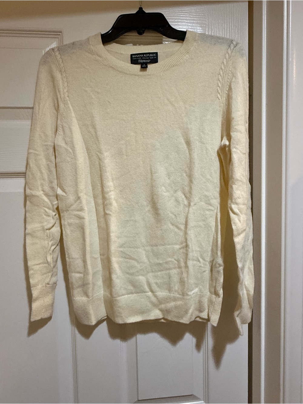 Banana Republic Women’s Fine Knit Merino Wool Crewneck Sweater - Cream